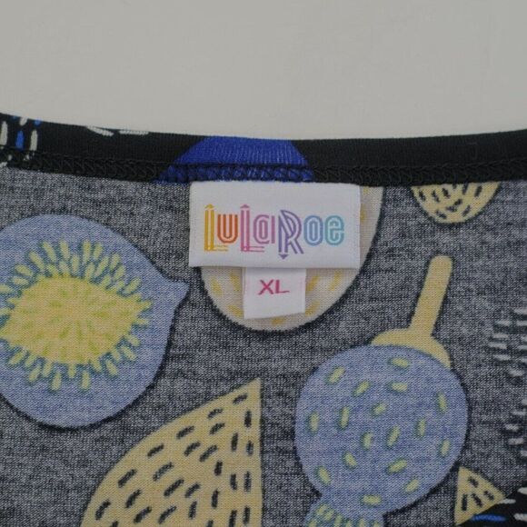 NEW LuLaRoe Gigi XL Black Yellow Blue Floral Blouse Top Short Sleeve Scroop Neck - Picture 8 of 9